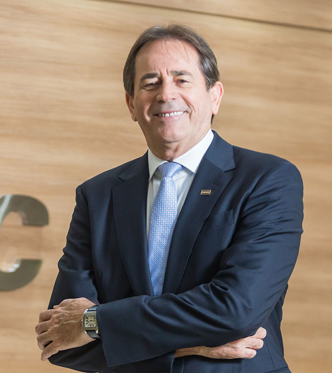 Mario Cesar presidente da FIESC